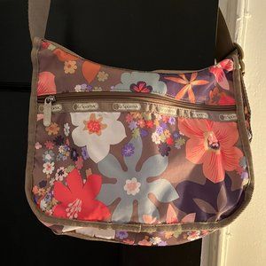 LeSportSac Deluxe Everyday Casual Handbag